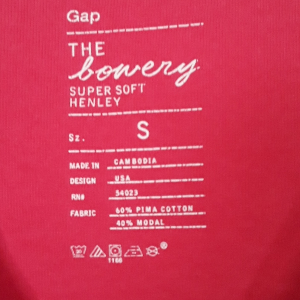 Gap, henley long sleeve tee & infinity scarf, size S - Picture 2 of 8